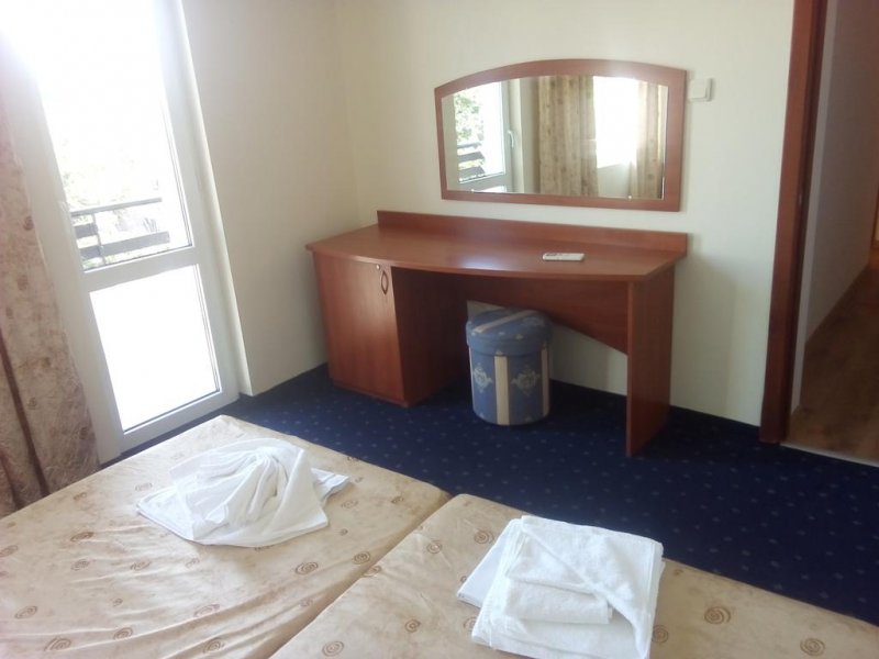 Хотел Черноморец - Снимка 1