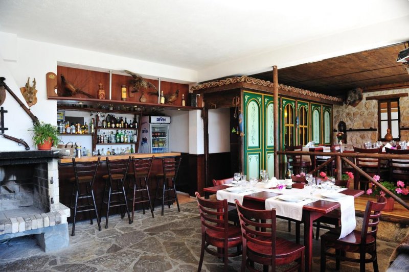 Семеен хотел Ловна среща - Снимка 4