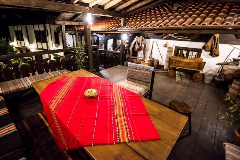 Бансковила Златева къща - Снимка 8