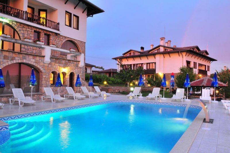 Хотел Винпалас - Снимка 0