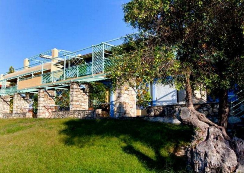 Daphne Holiday Club - Снимка 4