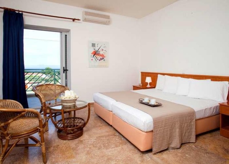 Daphne Holiday Club - Снимка 4