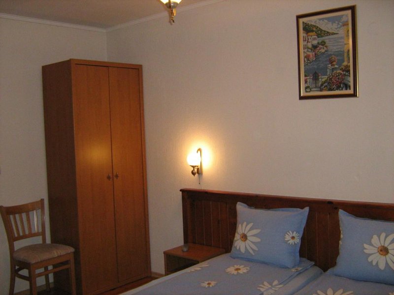 Къща за гости Таня - Снимка 1