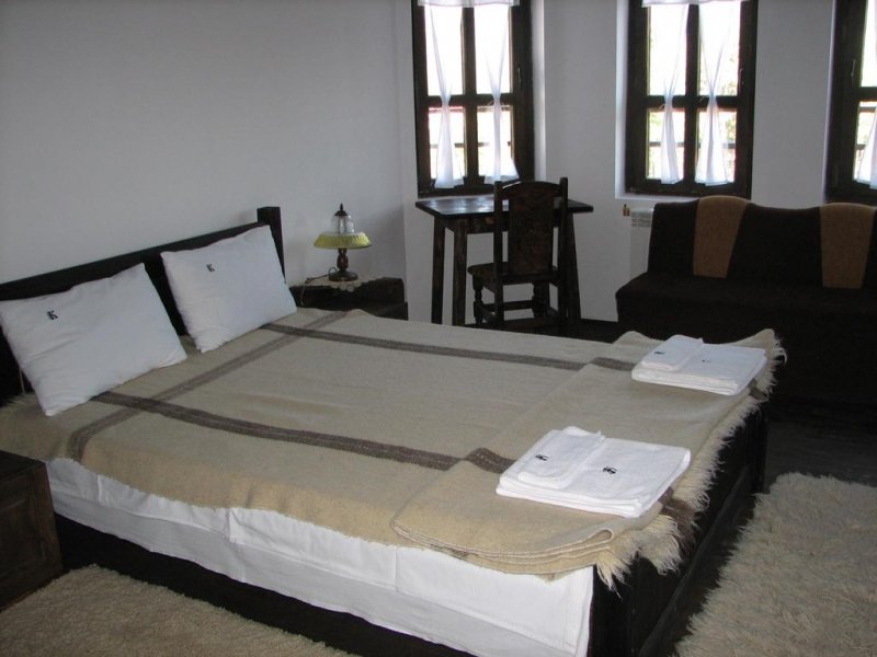 Семеен Хотел Калифер - Снимка 11