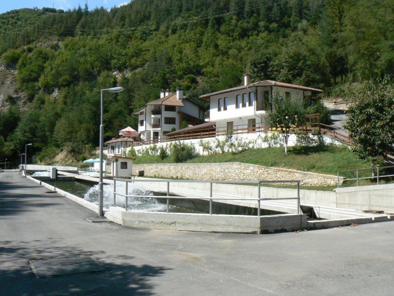 Семеен Хотел Рибарската Хижа - Снимка 4