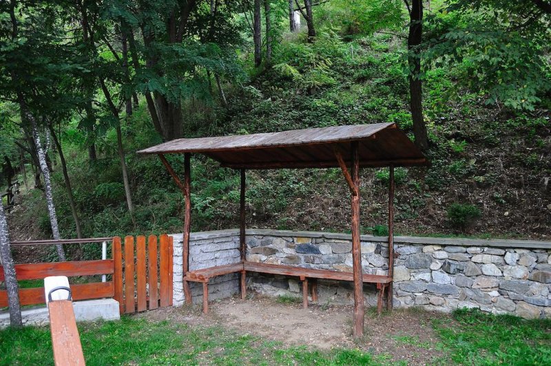 Семеен Хотел Рибарската Хижа - Снимка 1