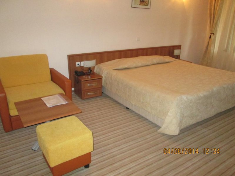 Семеен Хотел Рибарската Хижа - Снимка 7