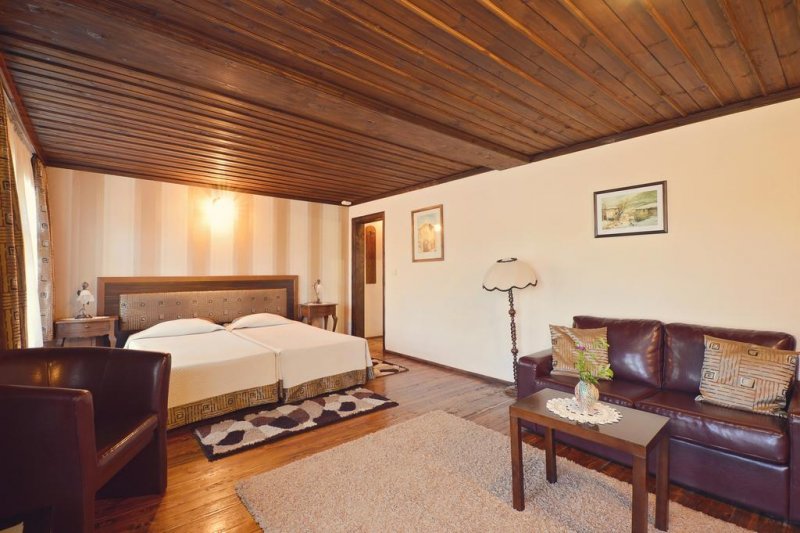 Хотелски Комплекс Фенерите - Снимка 9