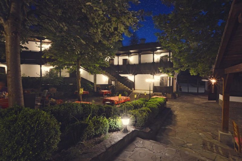 Хотелски Комплекс Фенерите - Снимка 10