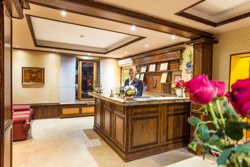 Хотел Шато Монтан - Снимка 1