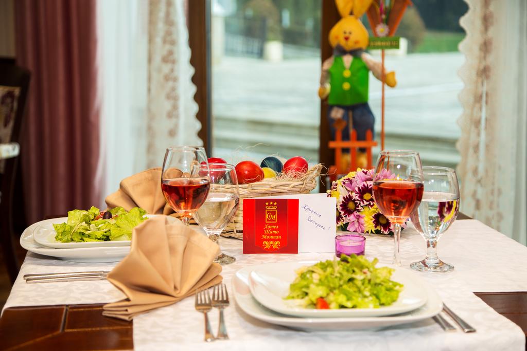 Пакети със закуски и вечери + ползване на вътрешен басейн, и СПА в Хотел Шато Монтан, Троян - Снимка 2
