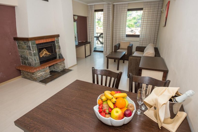 Хотел Родопски дом - Снимка 1