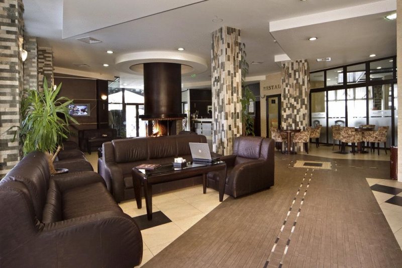 Хотел Родопски дом - Снимка 3