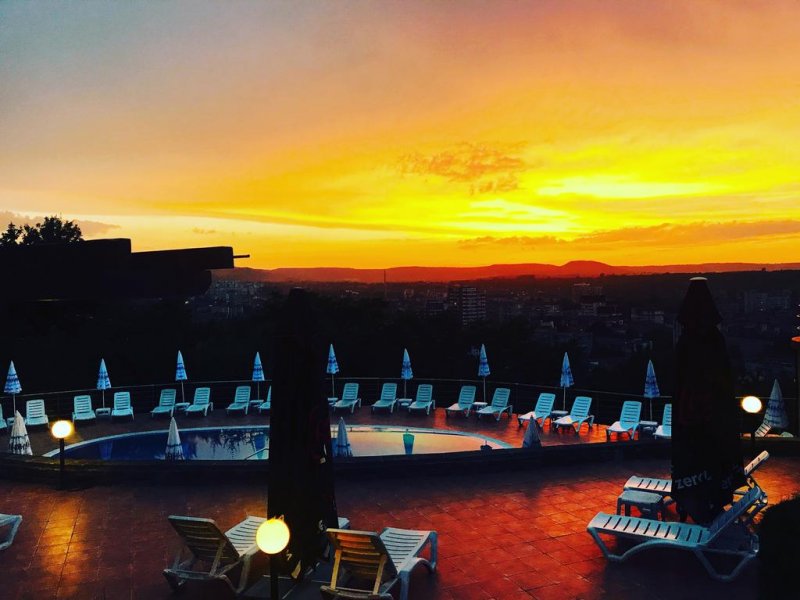 Парк Хотел Стратеш - Снимка 1