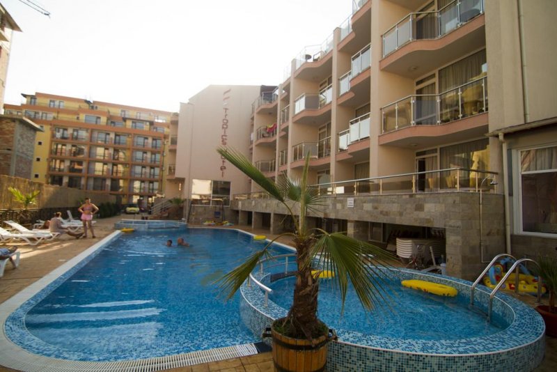 Хотел Тропикс - Снимка 0