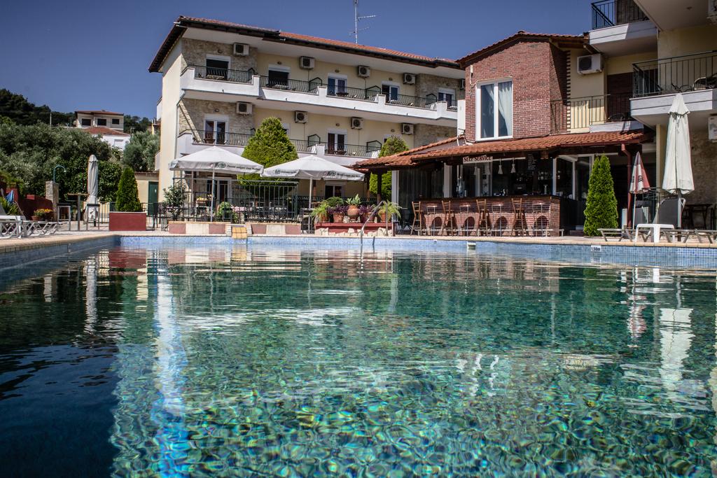 Ранни резервации: 5 нощувки със закуски и вечери в Ilios Hotel 3*, Криопиги, Халкидики, Гърция през Юни или Септември! - Снимка 16