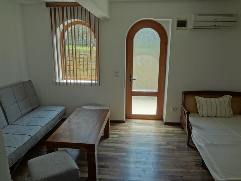 Къща за Гости Вила Диабора - Снимка 8