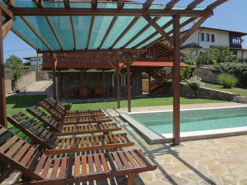 Къща за Гости Вила Диабора - Снимка 10