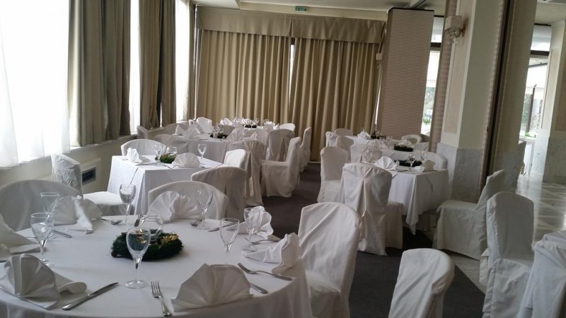 Sun Beach Hotel - Снимка 8