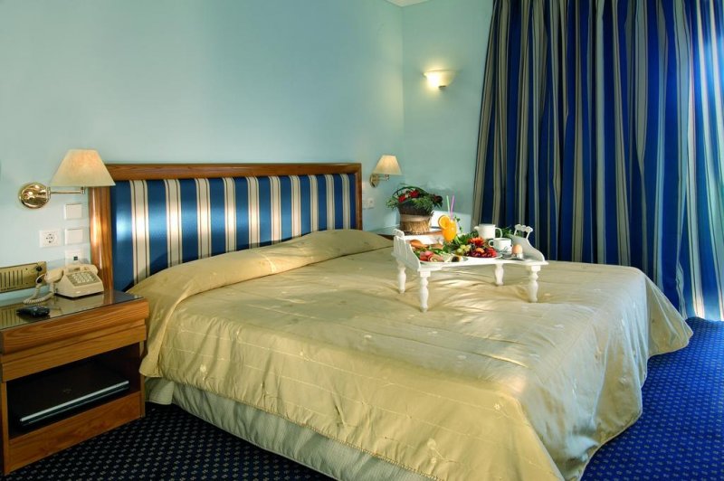 Sun Beach Hotel - Снимка 11