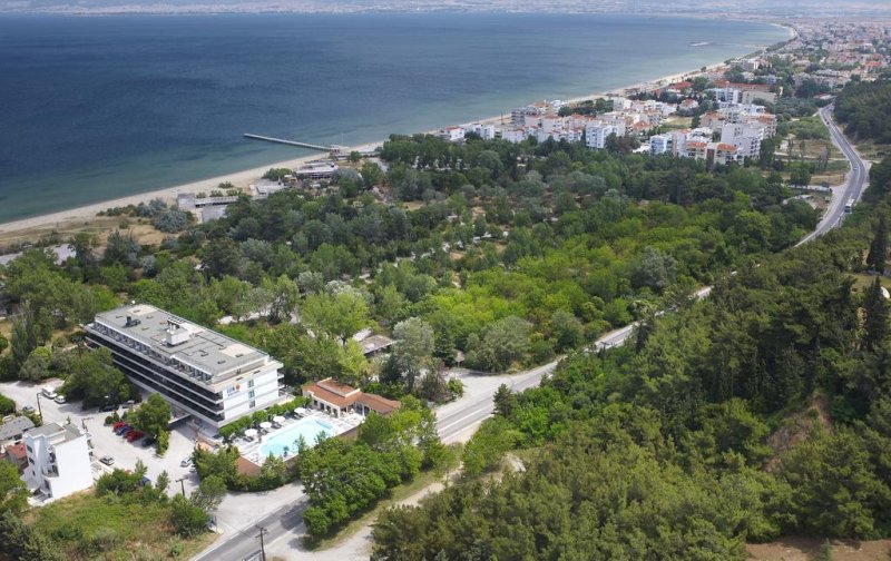 Sun Beach Hotel - Снимка 4