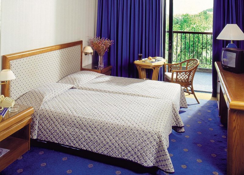 Sun Beach Hotel - Снимка 11