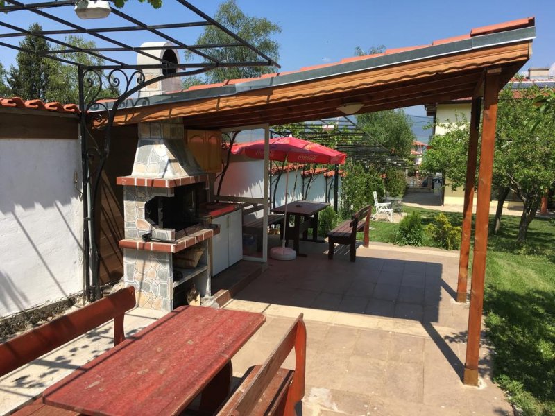 Къща за гости Кот Гардън - Снимка 2