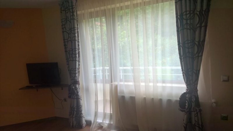 Къща за гости Кот Гардън - Снимка 1