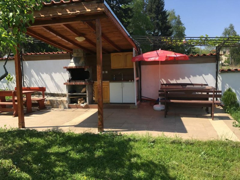 Къща за гости Кот Гардън - Снимка 2