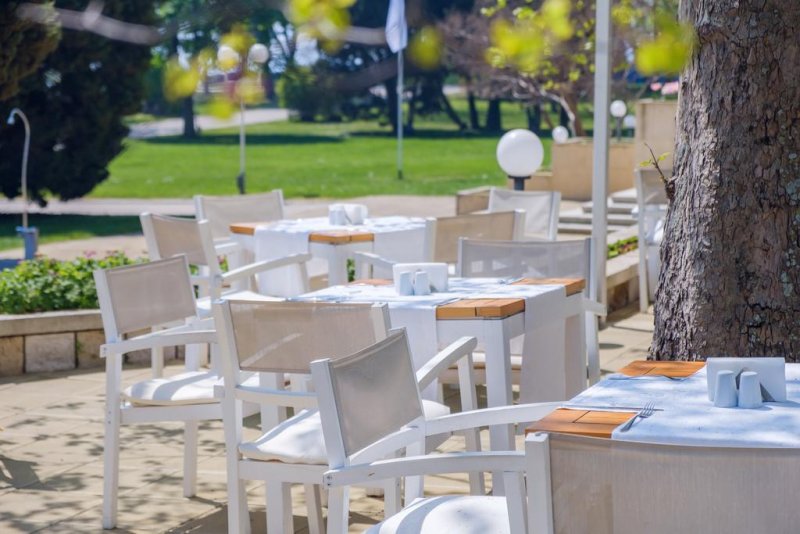 Хотел Лебед - Снимка 10