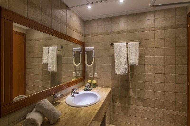 Alexandros Palace - Снимка 3