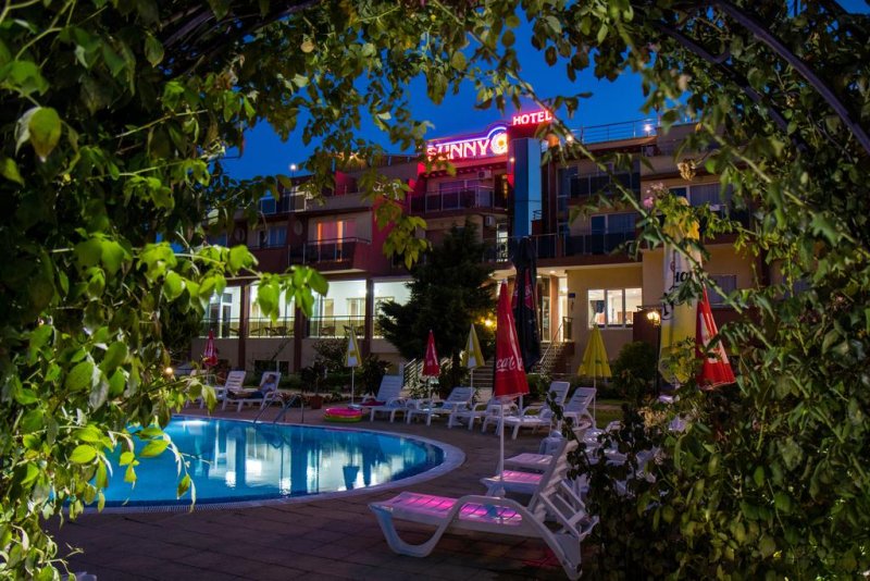 Хотел Съни - Снимка 2
