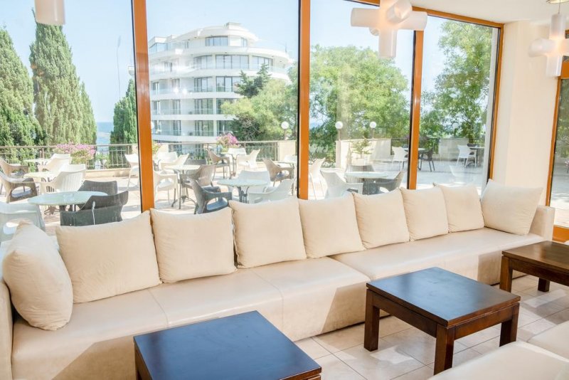 Хотел Долфин - Снимка 10