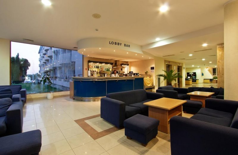 Хотел Долфин - Снимка 9