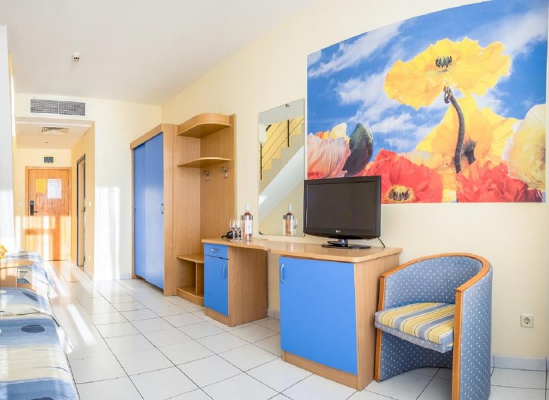 Хотел Долфин - Снимка 9