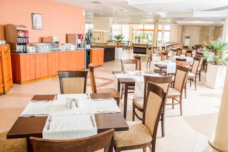 Хотел Долфин - Снимка 11