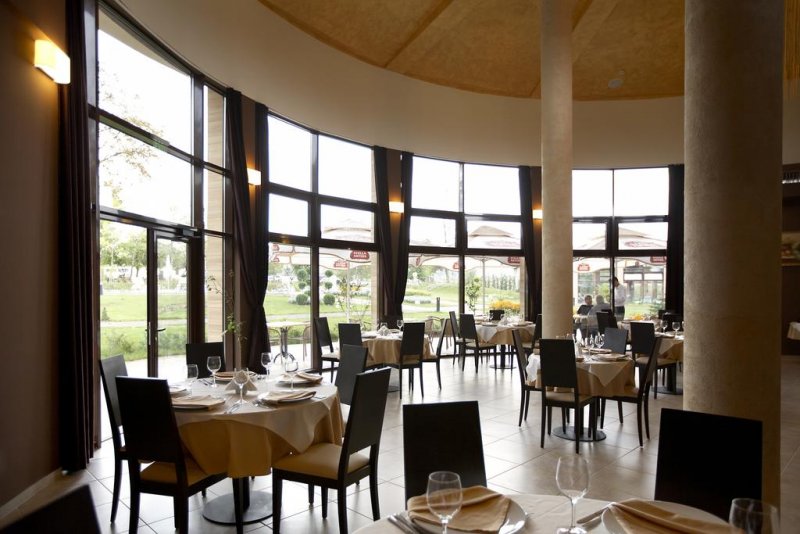 Хотел Севтополис - Снимка 3