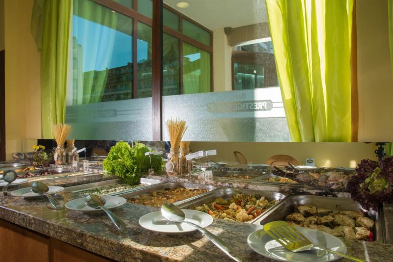 Апартхотел Престиж Сити 2 - Снимка 1