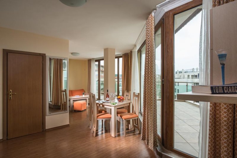 Апартхотел Престиж Сити 2 - Снимка 2