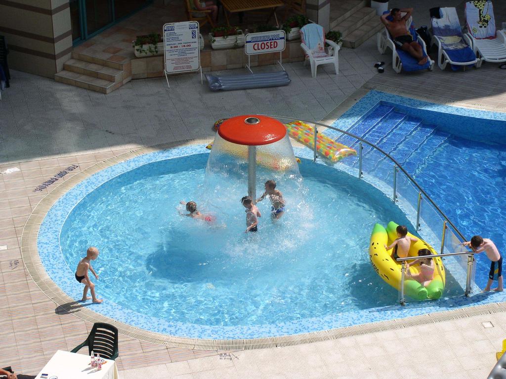 Еднодневен пакет на база All inclusive + ползване на басейн и анимация в хотел Диамант, Слънчев бряг - Снимка 2