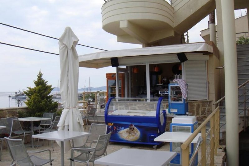  Imperial Hotel - Снимка 2