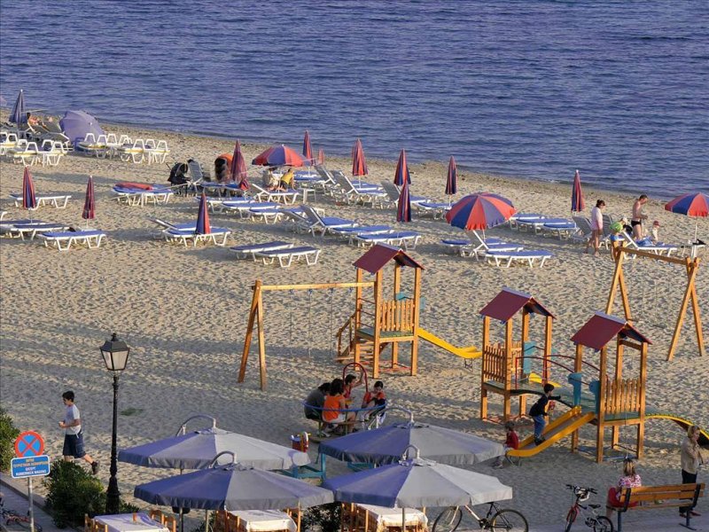 Imperial Hotel - Снимка 2