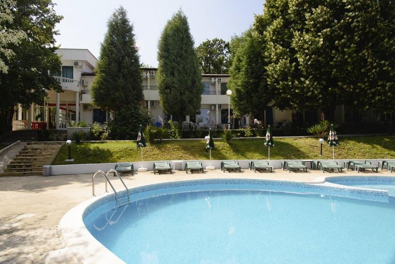 Хотел Здравец - Снимка 0