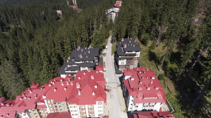 Грийн Лайф Фемили Апартмънтс - Снимка 10