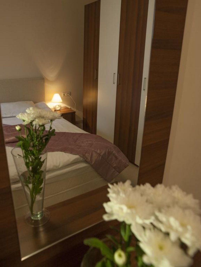 Грийн Лайф Фемили Апартмънтс - Снимка 2