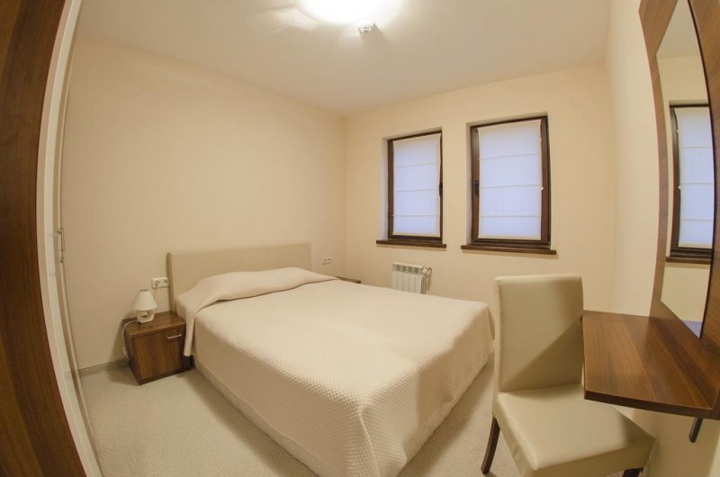 Грийн Лайф Фемили Апартмънтс - Снимка 3