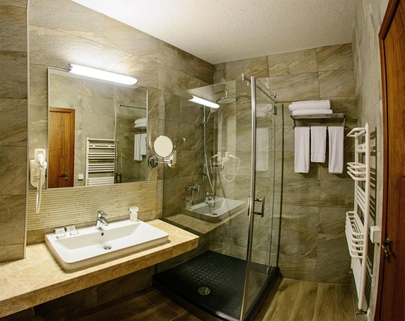 Хотел Хот Спрингс Медикъл и Спа - Снимка 1