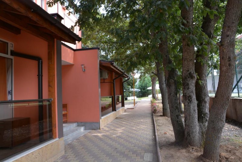 Хотел Нева - Снимка 2