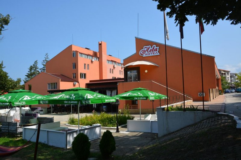 Хотел Нева - Снимка 9