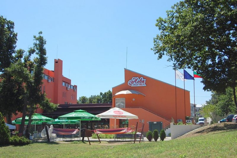 Хотел Нева - Снимка 3